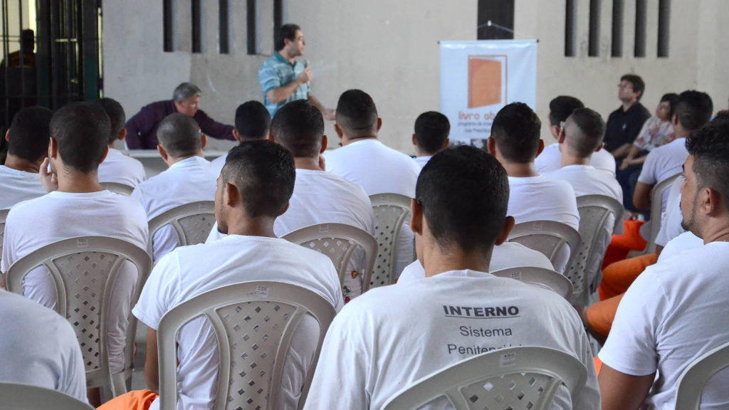No Ceará, cerca de 1.800 presos estão matriculados em programas educacionais (FOTO: Sejus/Divulgação)